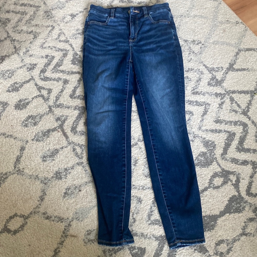 AMERICAN EAGLE hi-rise jeans